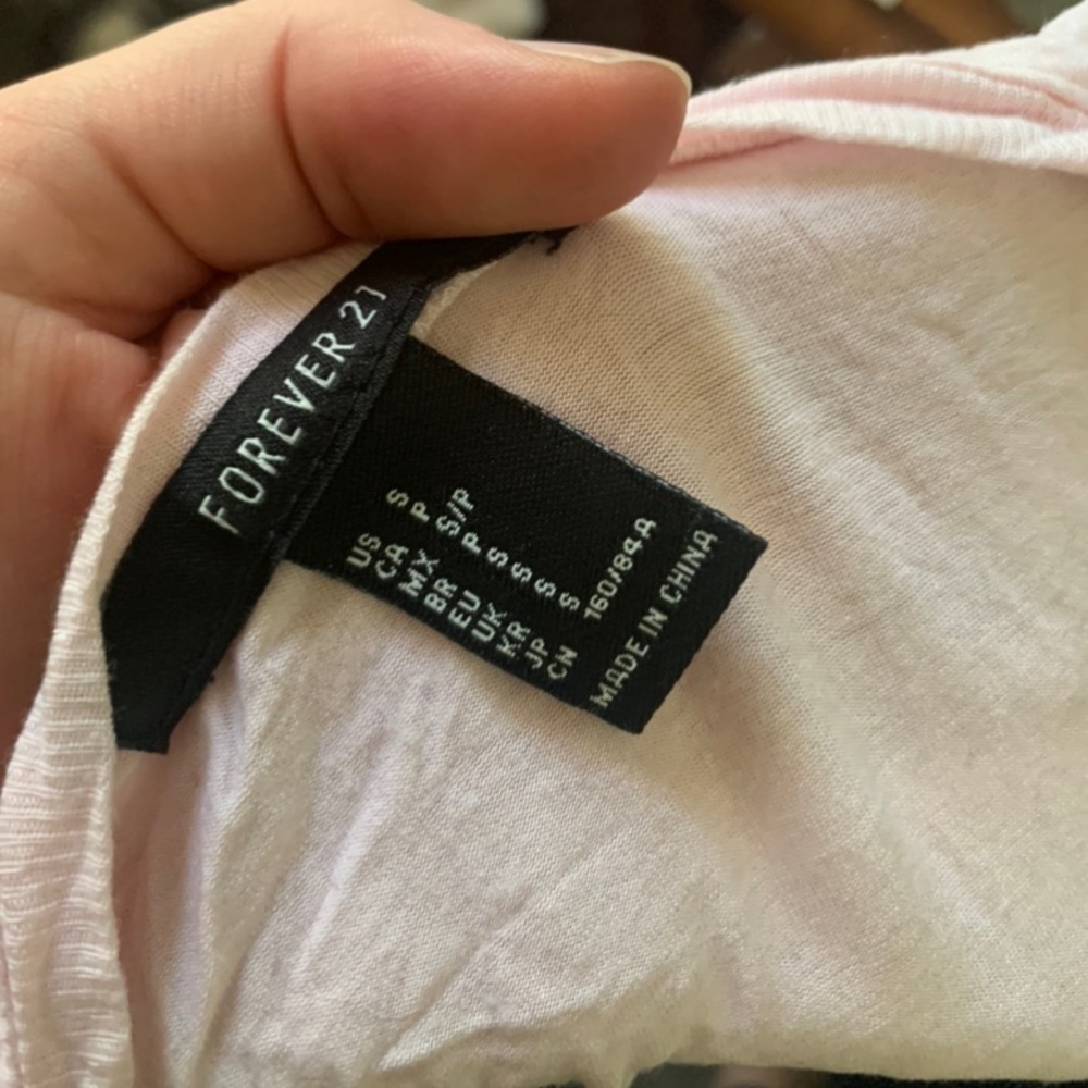 Ladies First Croptop - Picture 2 of 2